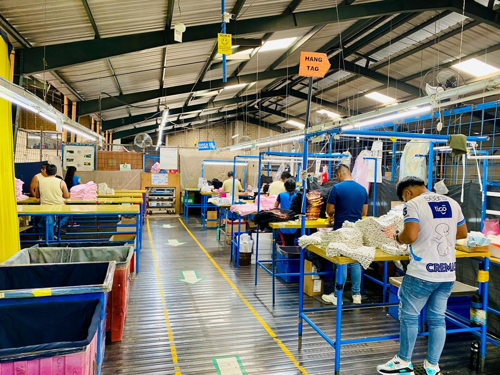 Finishing and hang-tag packing line